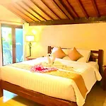 Jati Joglo Villas