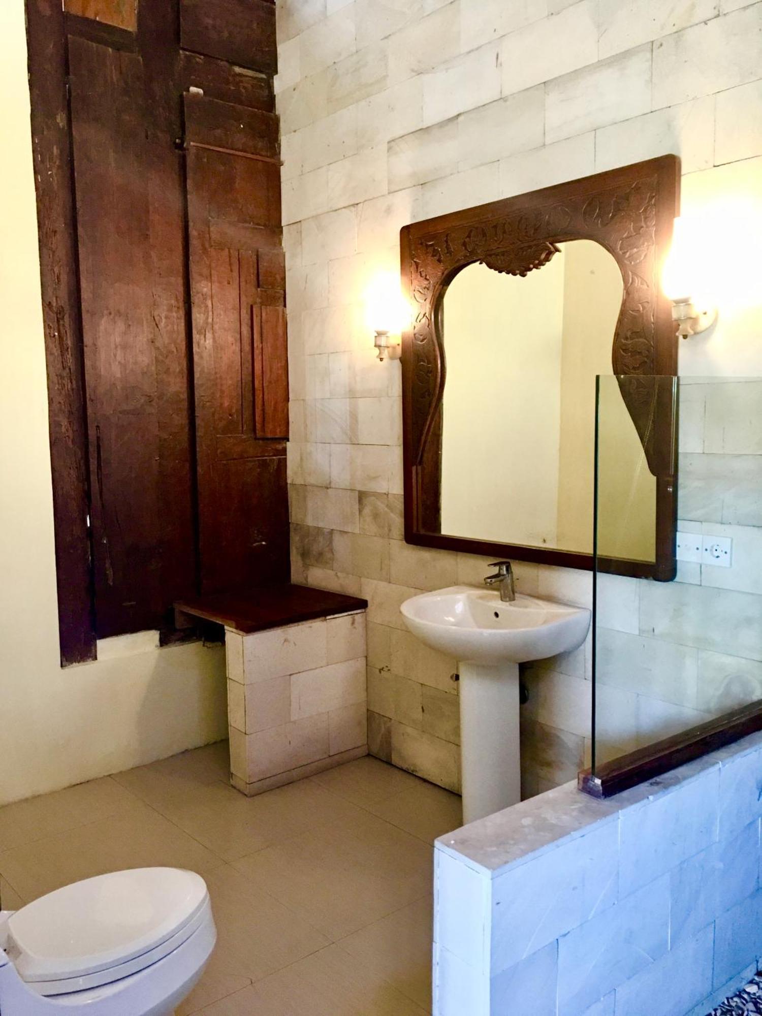 Jati Joglo Villas * Sanur (Bali)